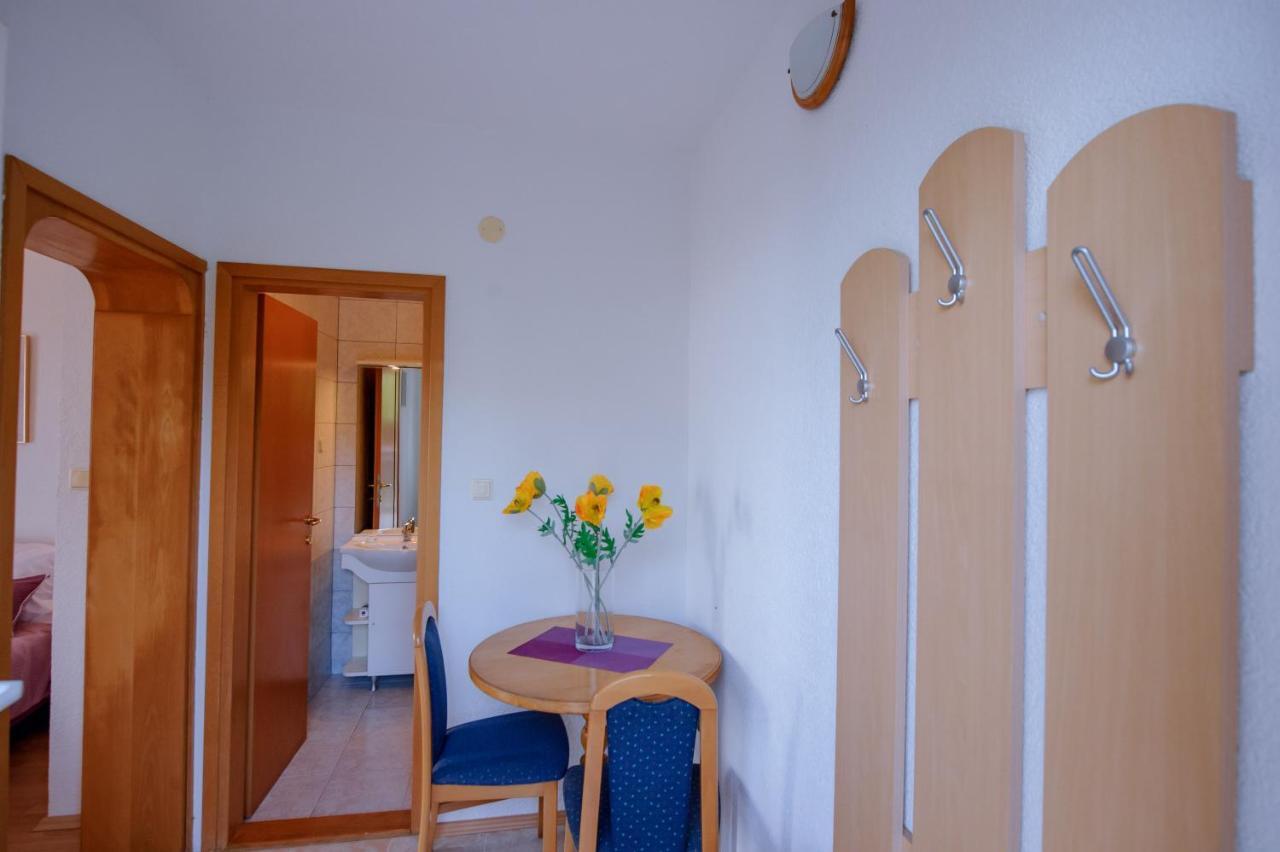 Pension Maric Rooms بريست المظهر الخارجي الصورة